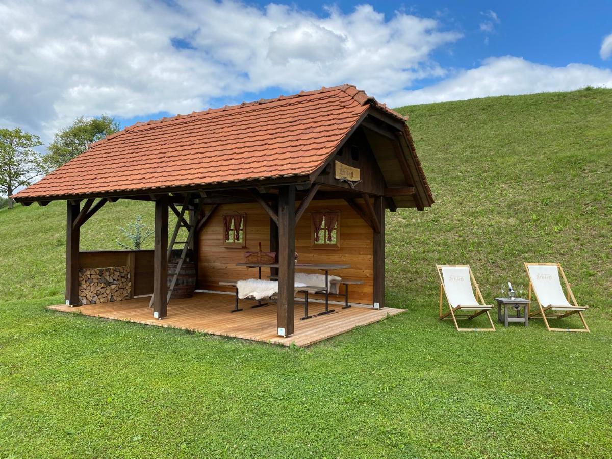 Wooden Hut At Tourist Farm Artisek Βίλα Store Εξωτερικό φωτογραφία